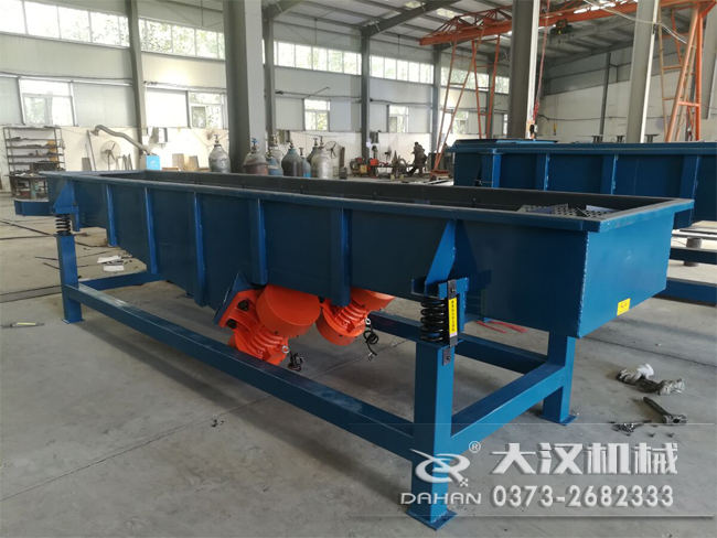 825直線振動篩 825直線振動篩