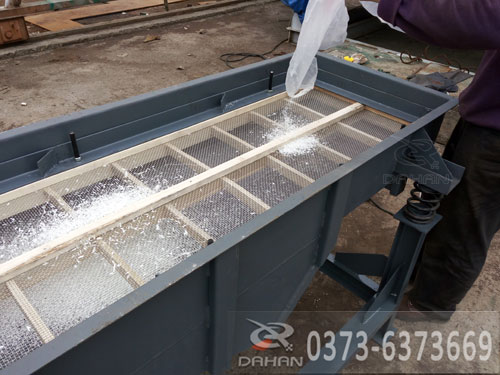 鋼纖維直線振動篩 鋼纖維直線振動篩