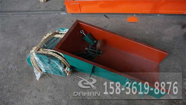 電磁振動(dòng)給料機(jī) 電磁振動(dòng)給料機(jī)