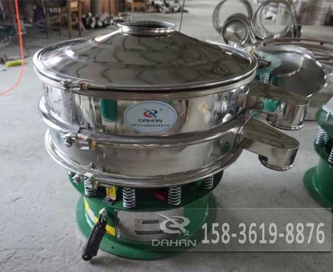 600型振動篩分機 600型振動篩分機